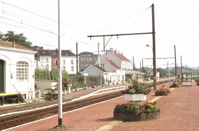 Uccle-Calevoet - SNCB K04764-17.jpg